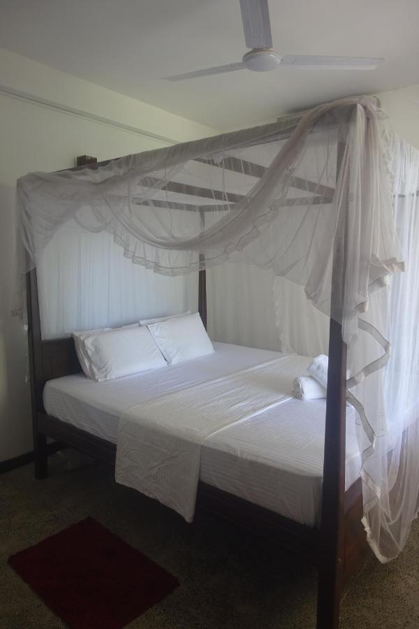 Wh Beach Resort Weligama Kültér fotó